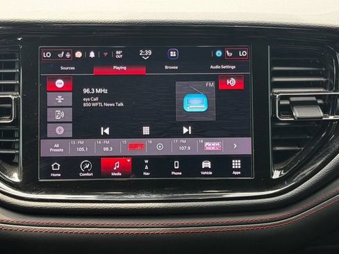Used 2023 Dodge Durango R/T AWD/4WD image 18