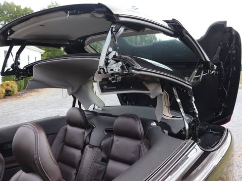 Used 2012 Volvo C70 T5 image 6