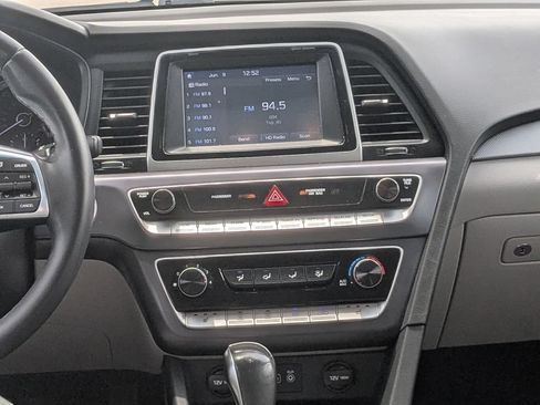 Used 2018 Hyundai Sonata SEL FWD image 23