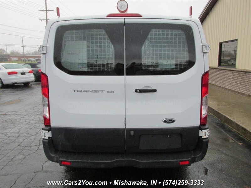 Used 2018 Ford Transit 150 130 Low Roof RWD image 5