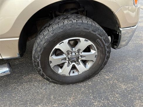 Used 2012 Ford F150 XLT w/ XTR Pkg image 19