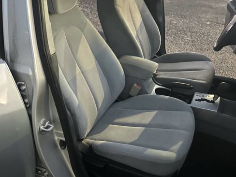 Used 2008 Hyundai Elantra GLS image 9