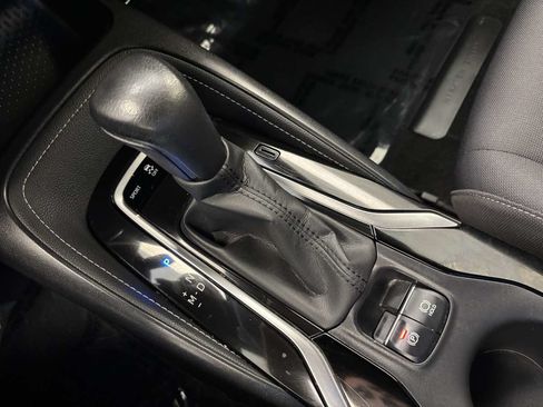 Used 2019 Toyota Corolla SE w/ Carpet Mat Package FWD image 19