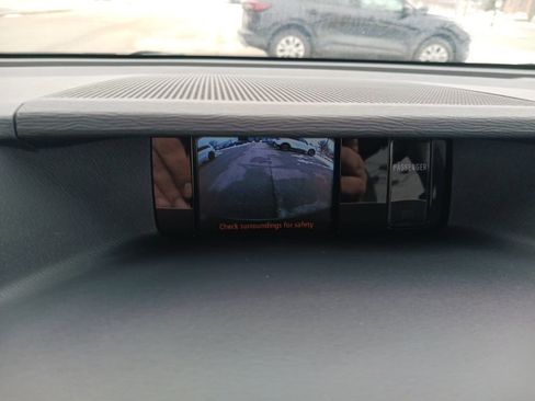 Used 2014 Toyota Sienna LE image 8