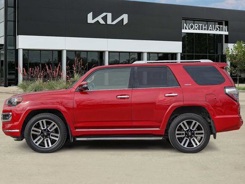 Used 2021 Toyota 4Runner Limited image 4