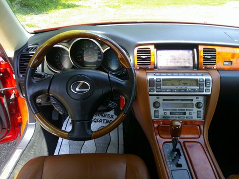 Used 2002 Lexus SC 430 Convertible image 41
