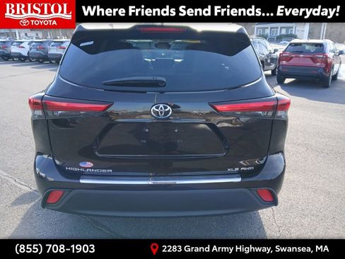Used 2020 Toyota Highlander XLE image 6