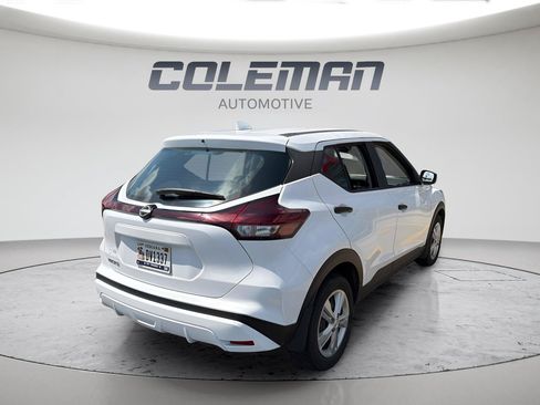Used 2024 Nissan Kicks S FWD image 4