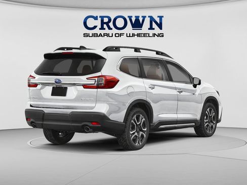 Used 2024 Subaru Ascent Touring AWD/4WD image 2