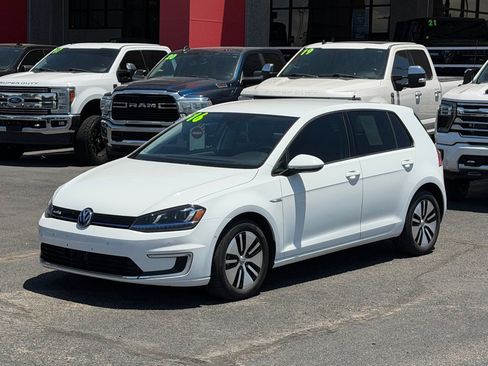 Used 2016 Volkswagen e-Golf SEL Premium w/ Driver Assistance Package FWD image 44
