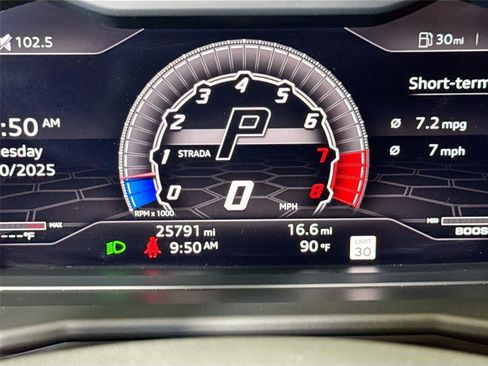 Used 2021 Lamborghini Urus image 17