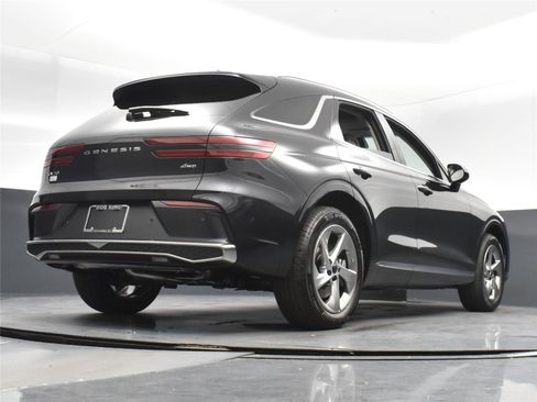 New 2026 Genesis GV70 2.5T Select image 14