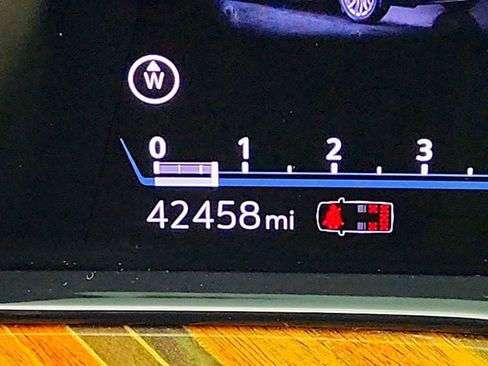 Used 2021 Cadillac Escalade Sport Platinum image 16