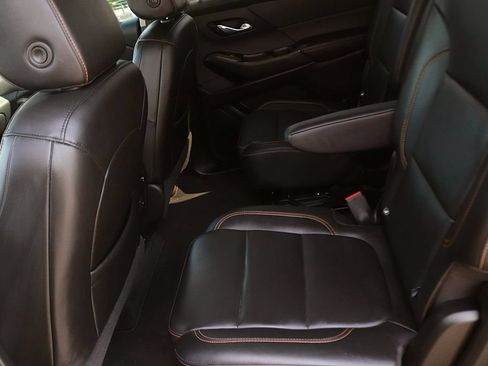 Used 2020 Chevrolet Traverse RS FWD image 14