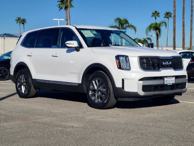 Used 2023 Kia Telluride LX FWD image 35