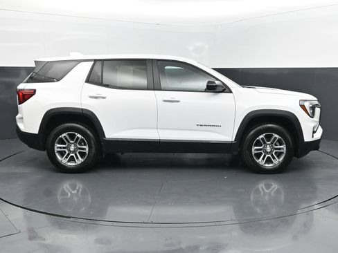 Used 2026 GMC Terrain Elevation FWD image 6