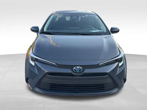 Used 2024 Toyota Corolla LE image 7