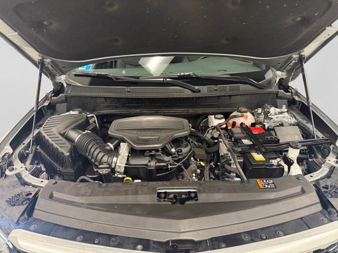 Used 2024 Cadillac XT6 Premium Luxury w/ LPO, Floor Liner Package image 5