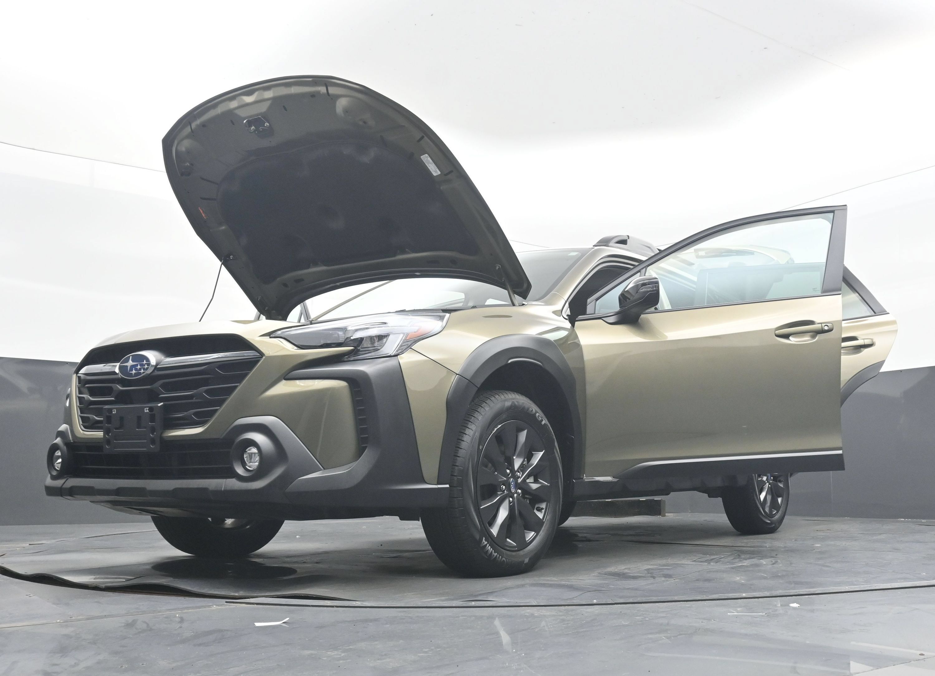 Used 2025 Subaru Outback Onyx Edition AWD/4WD image 42