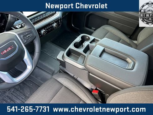 New 2026 GMC Sierra 1500 Elevation image 11