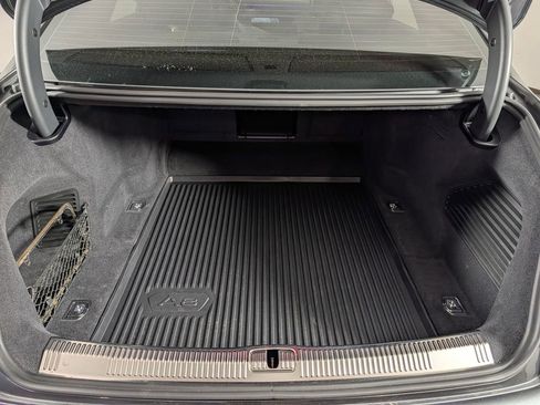 Used 2023 Audi S8 image 17