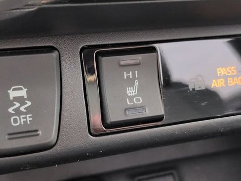 Used 2023 Toyota RAV4 XLE Premium AWD/4WD image 23