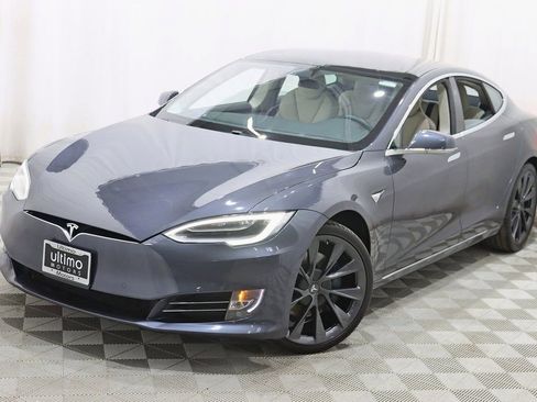 Used 2019 Tesla Model S image 5