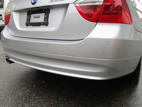 Used 2007 BMW 328xi Wagon image 13