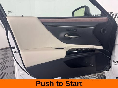 Used 2024 Lexus ES 350 w/ Premium Package FWD image 11