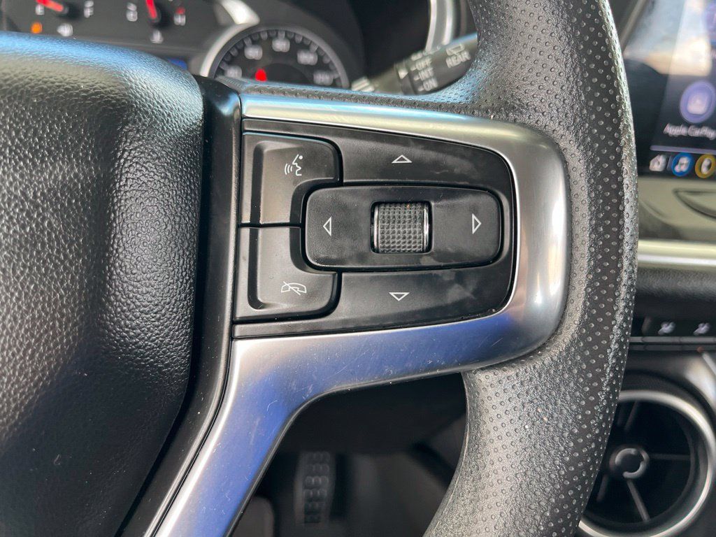 Used 2021 Chevrolet Blazer LT FWD image 21