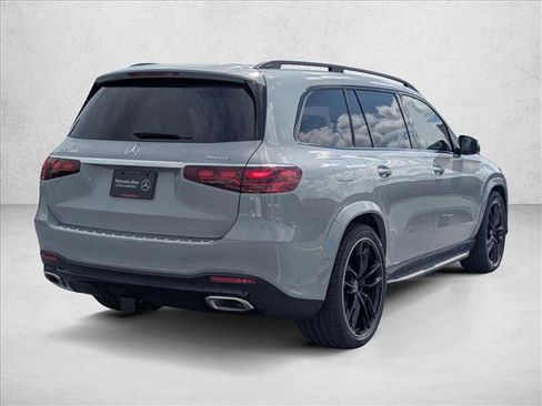 New 2026 Mercedes-Benz GLS 580 4MATIC image 2
