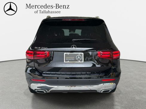 Used 2026 Mercedes-Benz GLB 250 image 6