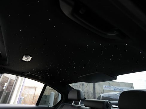 Used 2022 BMW 330i xDrive Sedan w/ M Sport Package image 47