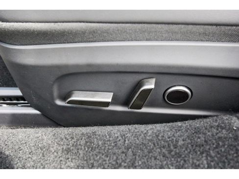Used 2024 Tesla Model 3 Standard Range RWD image 28