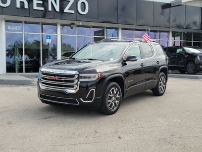 Used 2023 GMC Acadia SLE w/ Driver Convenience Package