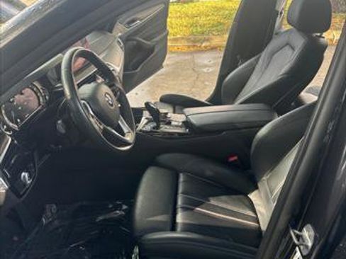 Used 2019 BMW 540i w/ Convenience Package image 11