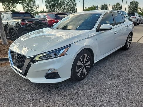 Used 2022 Nissan Altima 2.5 SV FWD image 1