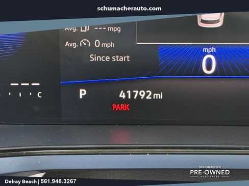 Used 2023 Volkswagen Taos SE w/ Panoramic Sunroof Package FWD image 27