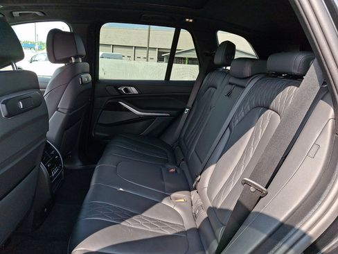 Used 2025 BMW X5 xDrive50e AWD/4WD image 20