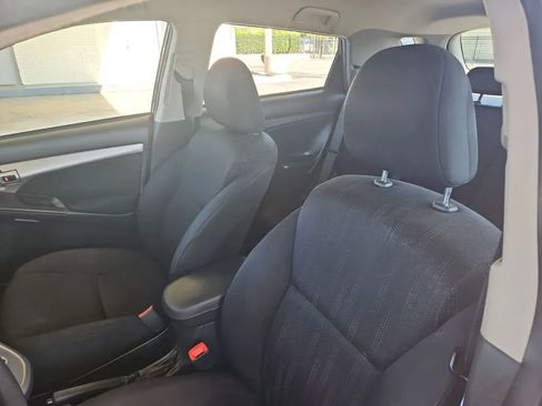 Used 2011 Toyota Matrix image 20