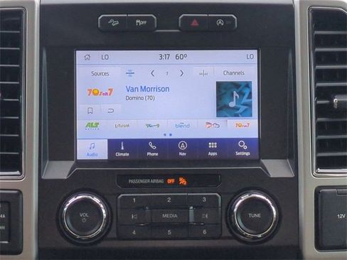 Used 2019 Ford F150 Lariat w/ FX4 Off-Road Package image 18