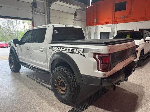 Used 2017 Ford F150 Raptor w/ Equipment Group 802A Luxury image 8