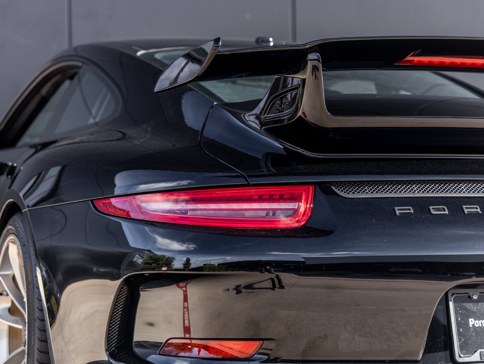 Used 2015 Porsche 911 GT3 RWD image 14