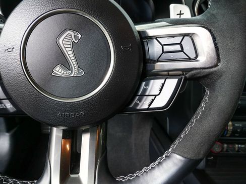 Used 2021 Ford Mustang Shelby GT500 w/ Technology Package image 10