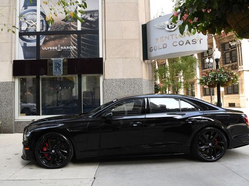 New 2026 Bentley Flying Spur Plug-In Hybrid image 7