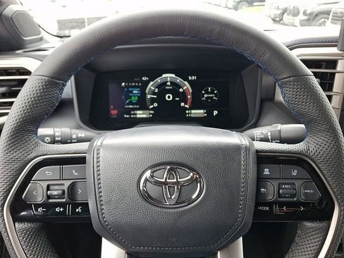 New 2026 Toyota Tundra Platinum AWD/4WD image 9