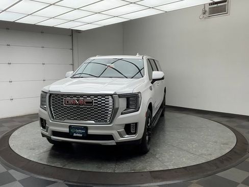 Certified 2023 GMC Yukon XL Denali AWD/4WD image 38