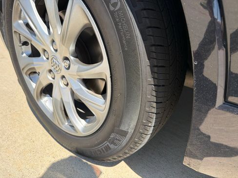 Used 2020 Buick Envision Preferred FWD image 6