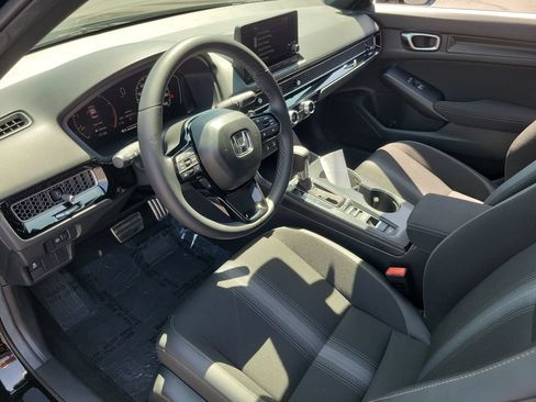 Certified 2025 Honda Civic Sport image 18