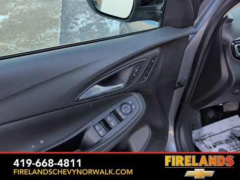 Certified 2020 Buick Encore GX Essence w/ Experience Buick Package image 23